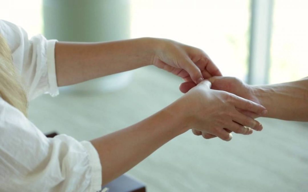 Masszírozd meg a családodat!   * A doTERRA AROMATOUCH masszázsa